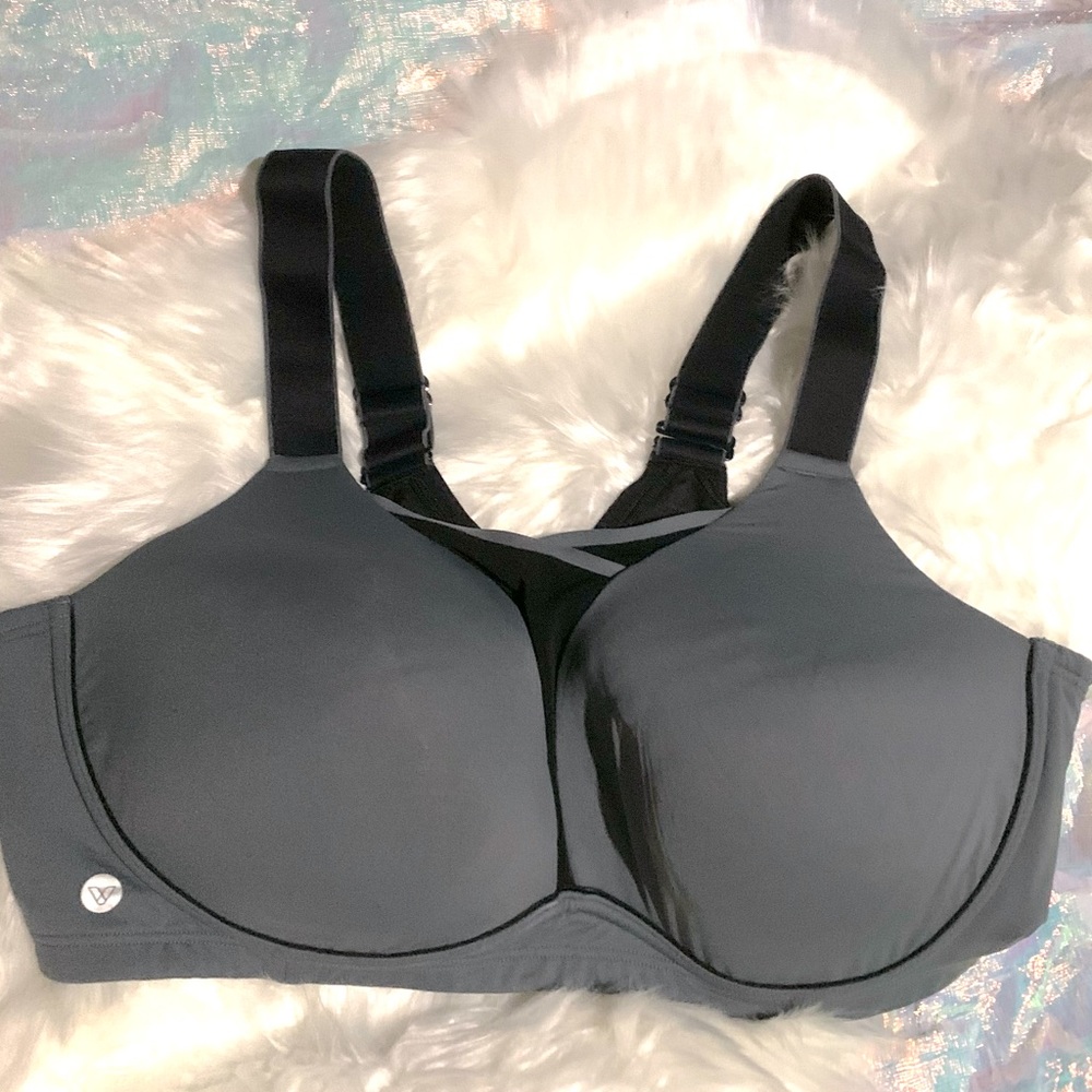 Livi Active 46D High Impact Sports Bra